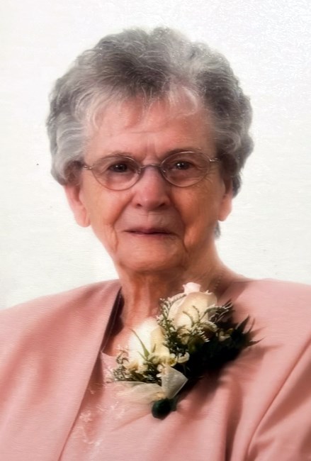 Obituary of Margaret Laura (Mann) Irvine