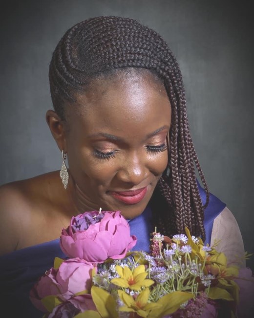 Obituario de Olayemi Anike Akao