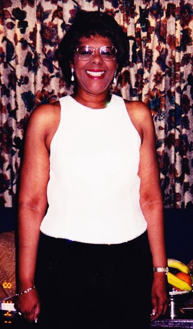 Obituary of Helen Queen Nesbit