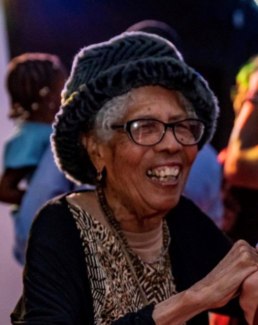 Obituary of Monique Charlier