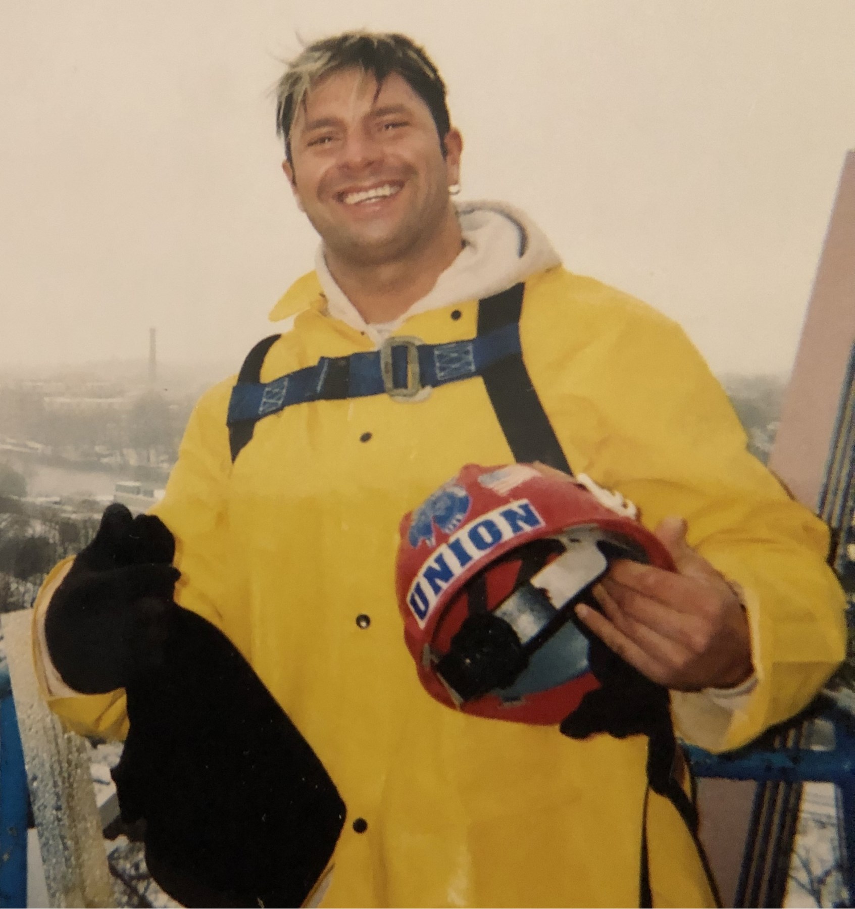 Avis de décès de Edward A. Comendul