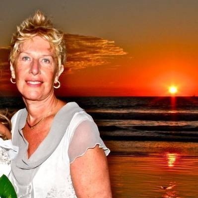 Avis de décès de Suzanne Van Houtte