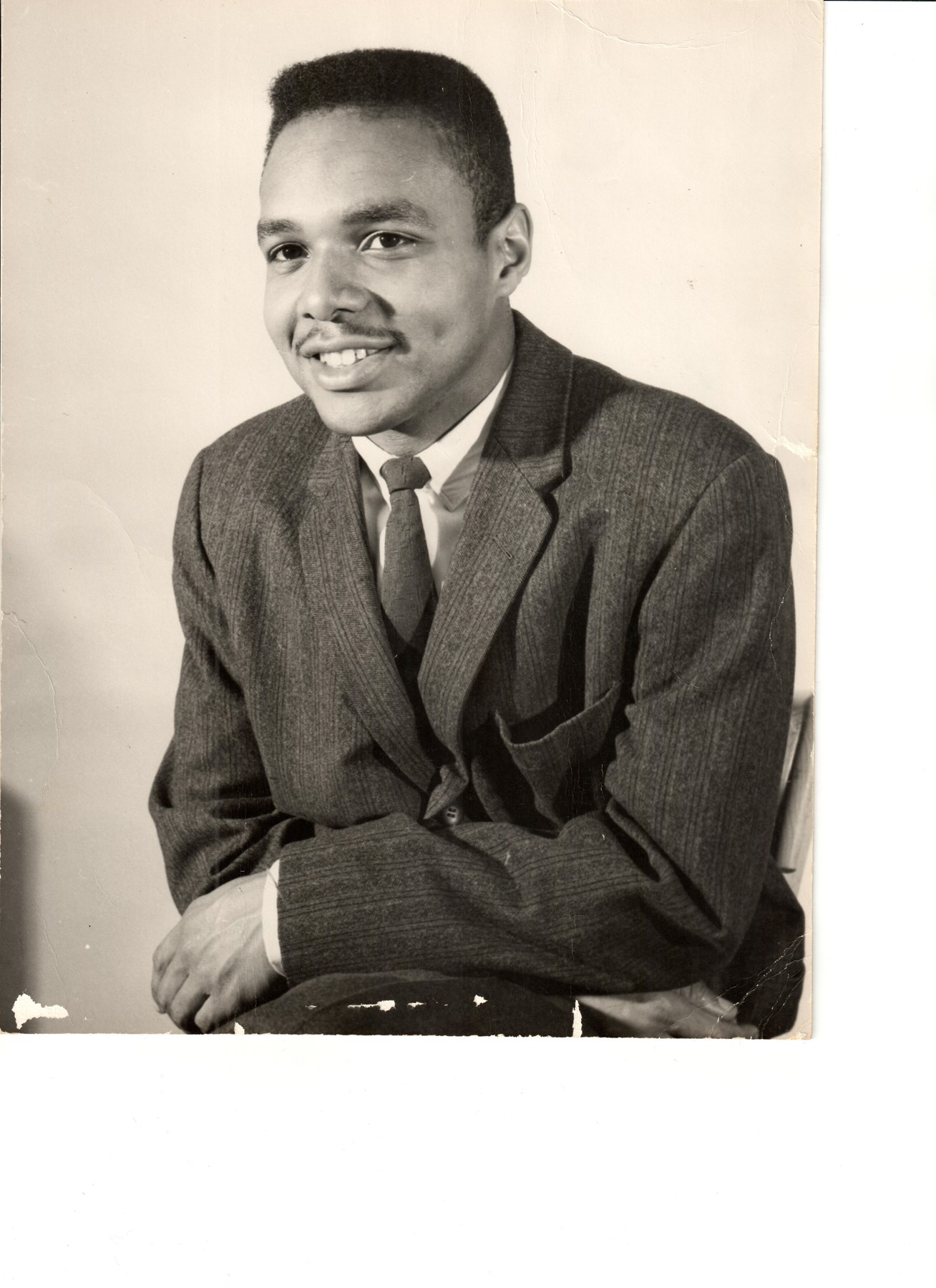 Obituary of McLawrence L. Davis