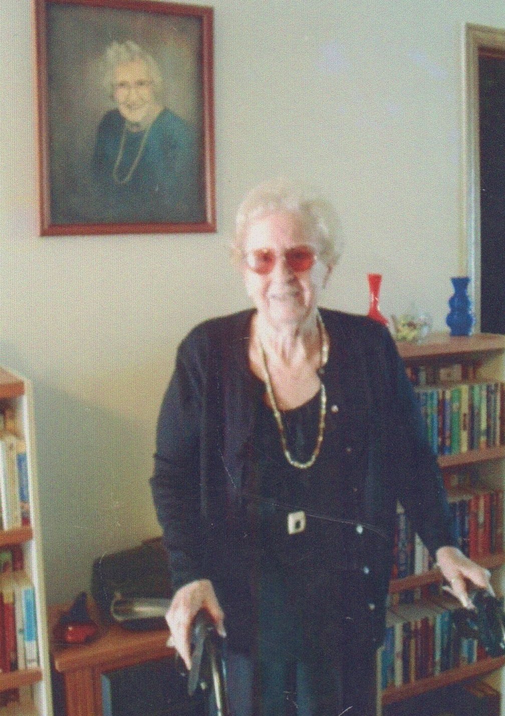 Obituary of Valencia La Verne Hall