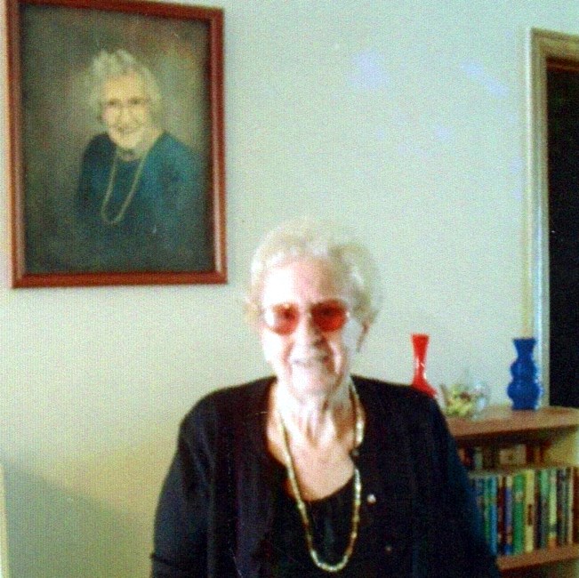 Obituary of Valencia La Verne Hall