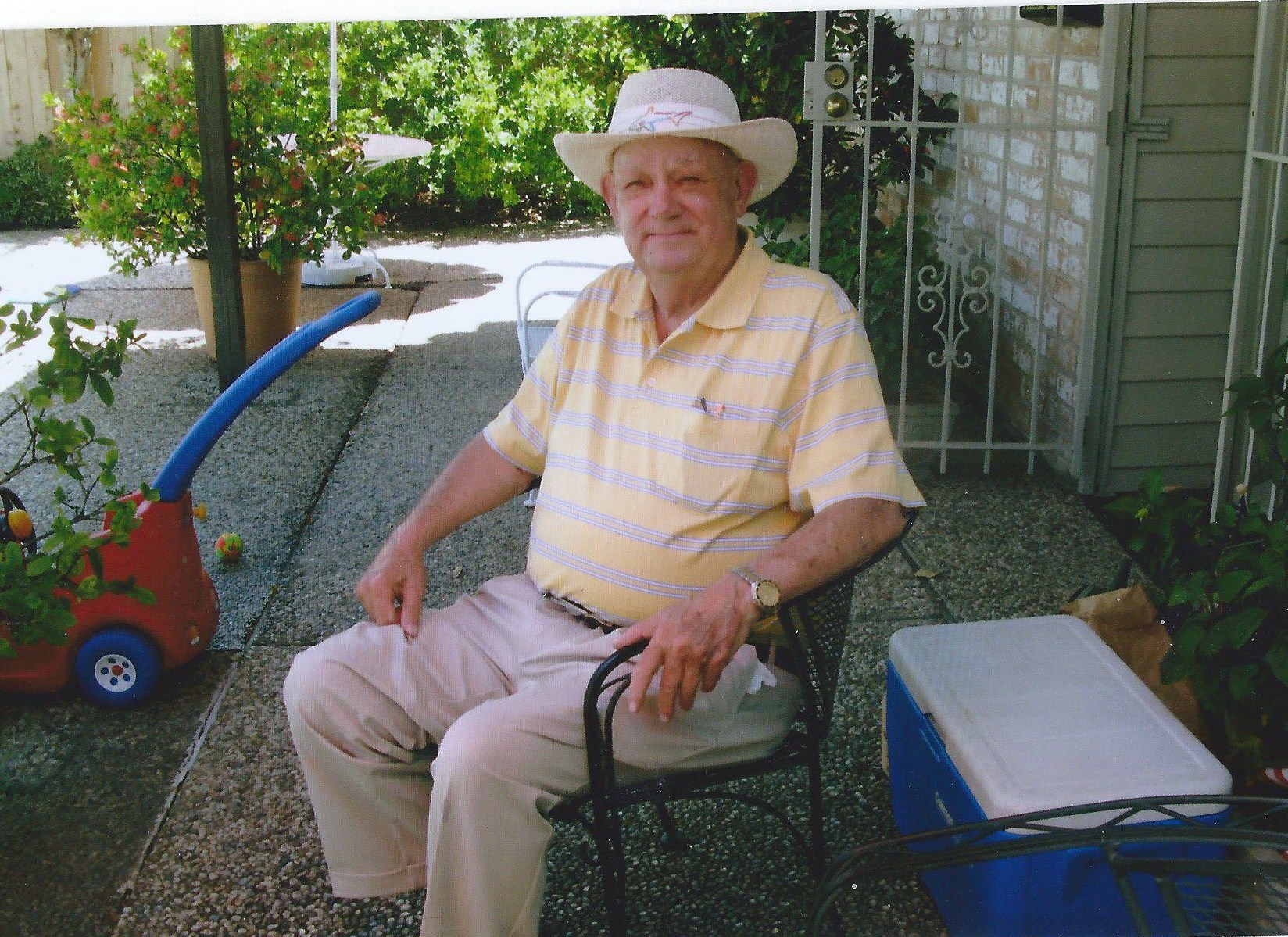 Obituary of Herbert Osey Hendrix