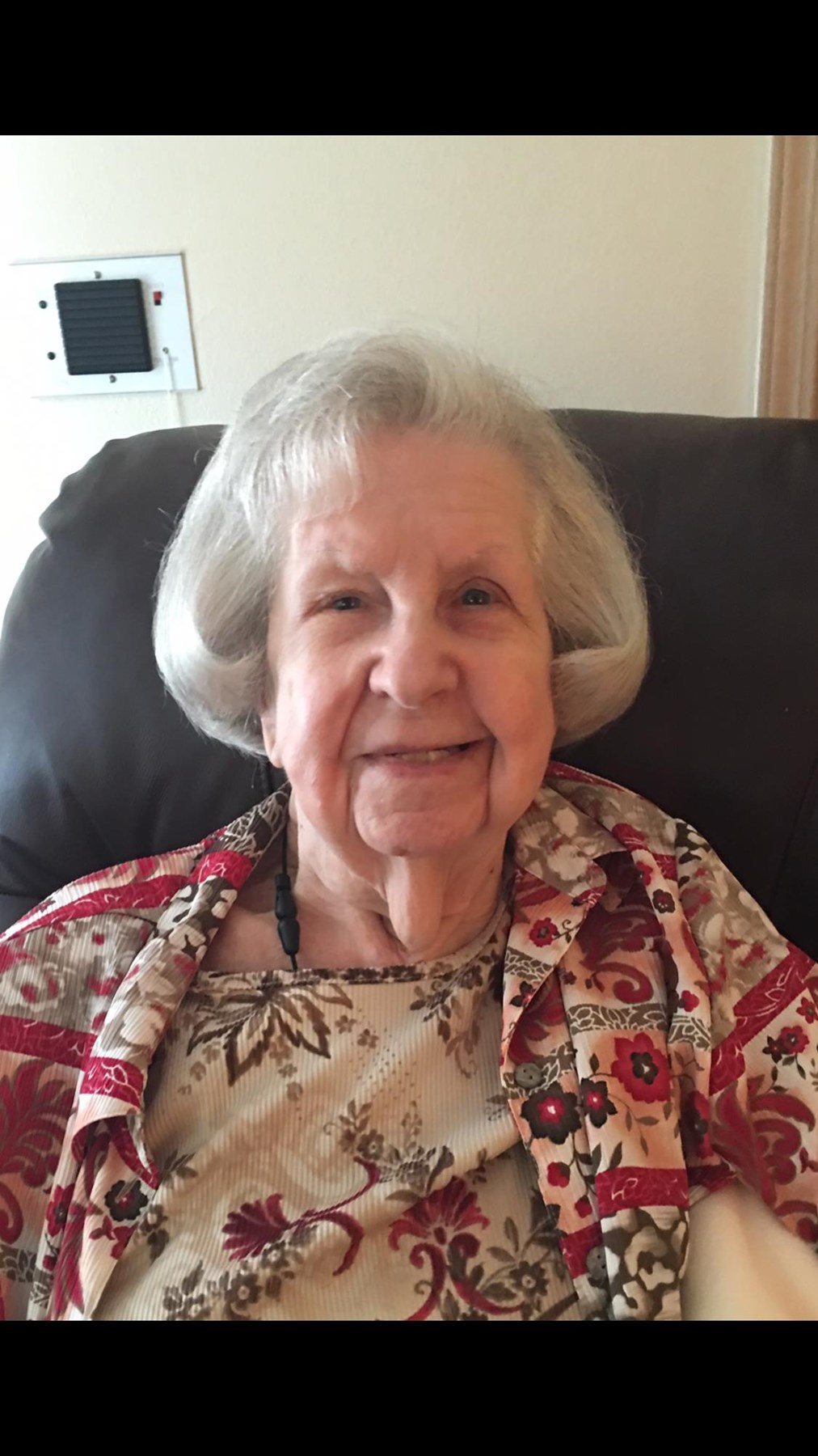 Obituary of Lois Virginia Jacobs