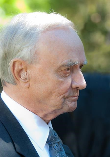 Avis de décès de John Herbert Strandquist