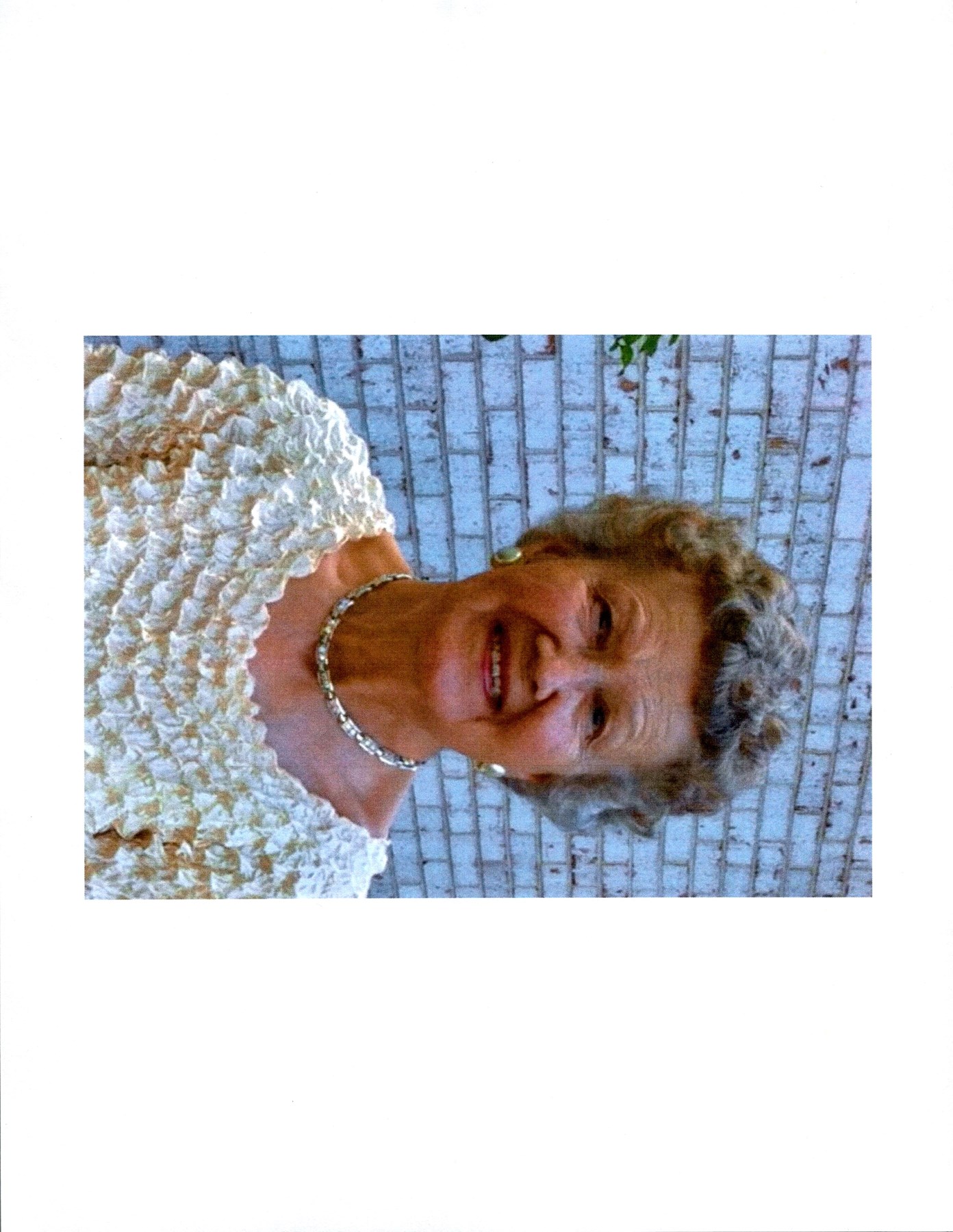 Obituary of Sylvia Wisniowicz