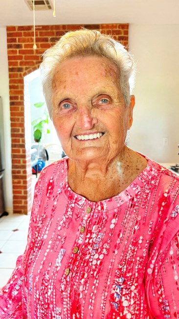 Obituary of Vivian June Presgraves