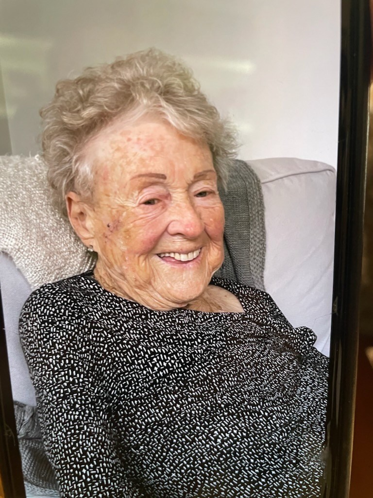 Obituary of Catherine Burnett