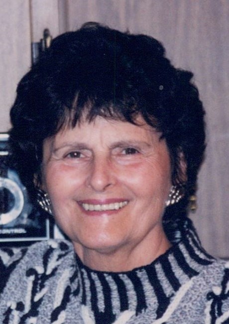 Obituary of Lorraine Davis