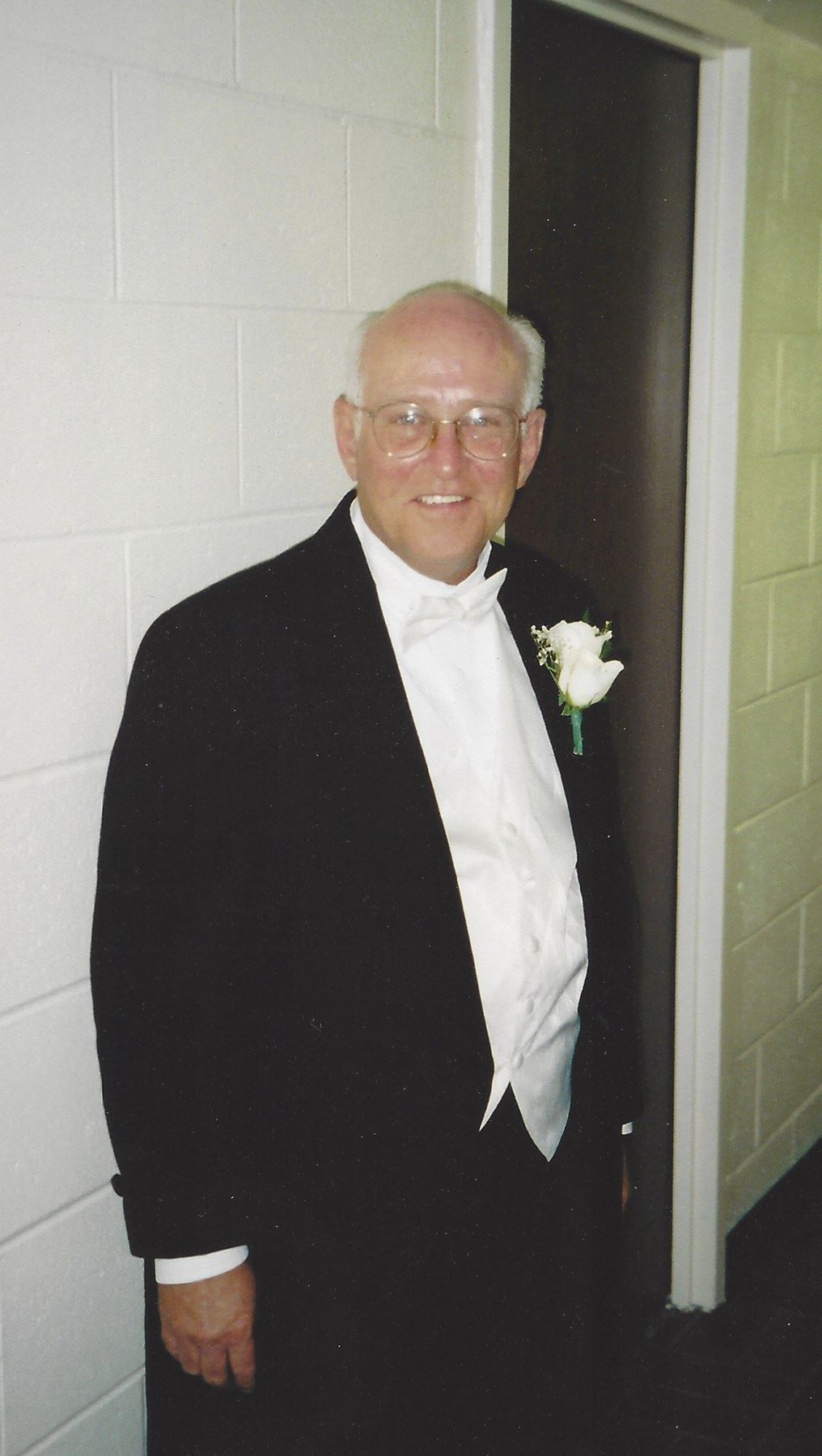 Obituary of Fred Clayton Hopkins