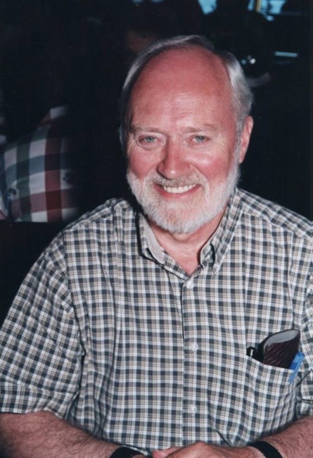 Obituario de Denis Colin Bell