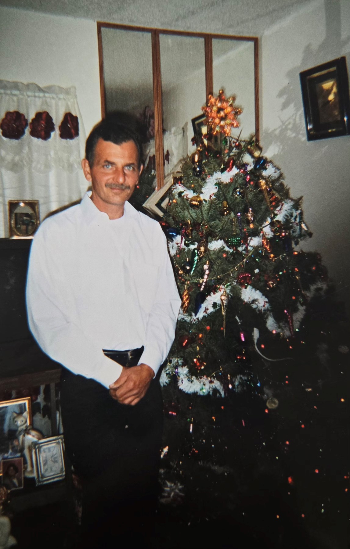 Obituary of Lon Alan Radcliff