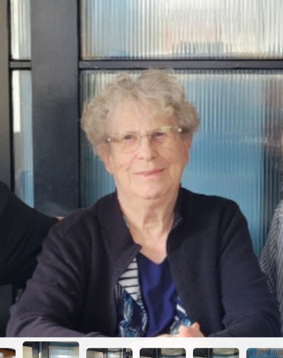 Obituary of Alice Erlien Larson