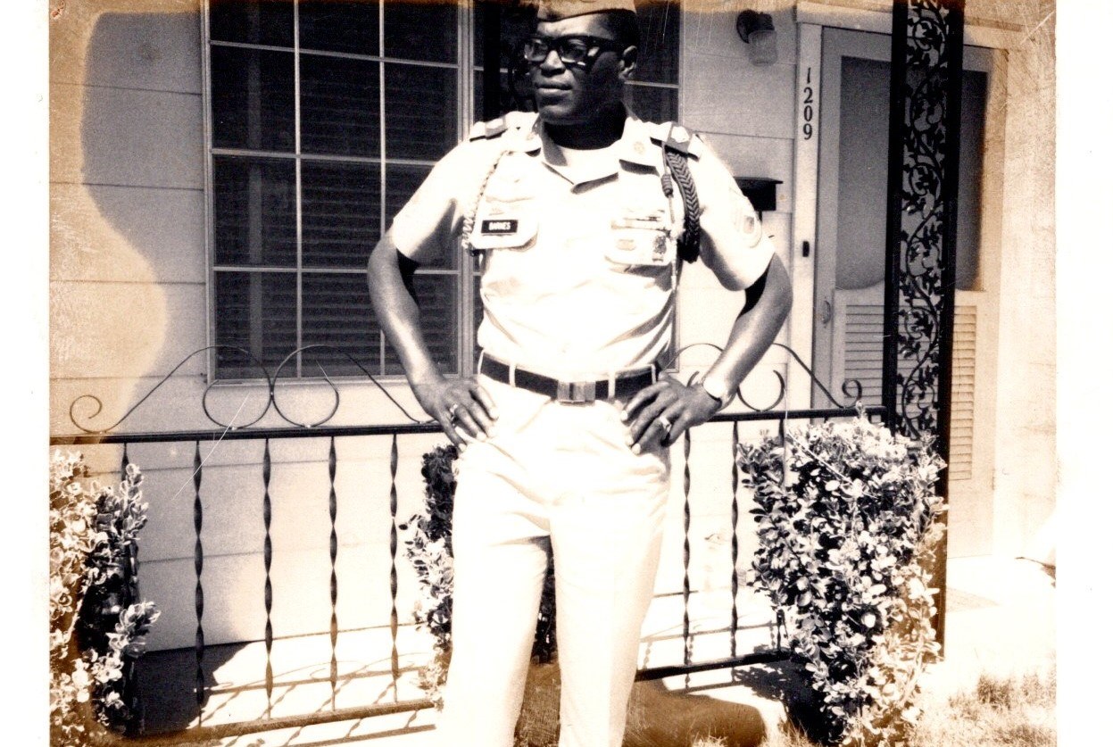 Obituario de Henry Barnes Sr.