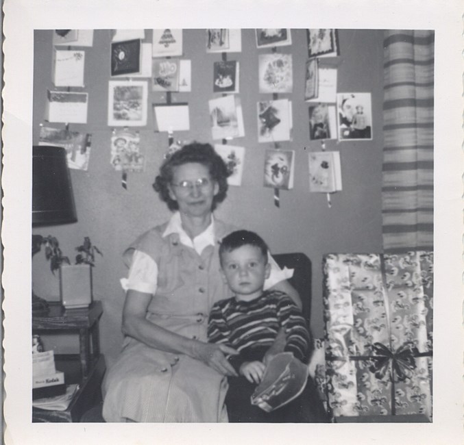 Mike Garrett Obituary Kingwood Tx Michael lockett garrett (born april 12, 1944) is a former american football player who won the heisman trophy in 1965 as a halfback for the usc trojans. mike garrett obituary kingwood tx