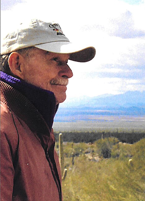 Obituary of Lawrence Warren Heckenlively