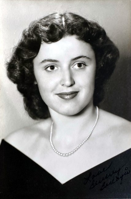 Obituary of Beverly Joan Vierra