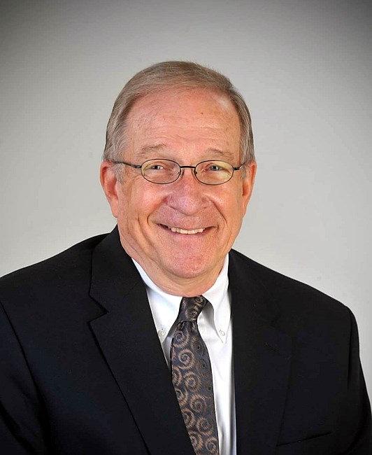Obituary of Robert J Sanders