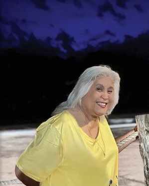 Obituary of Esmeralda Acuna Cano