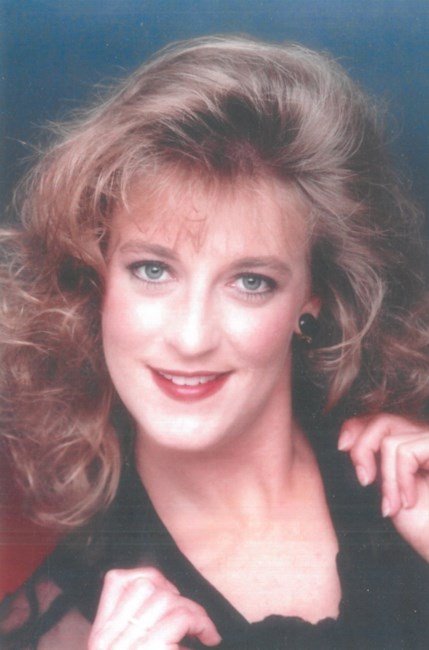 Obituary of Kelli Elise Carstens