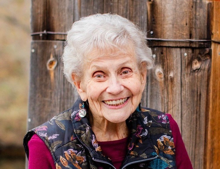 Obituary of Doris Mae Hall