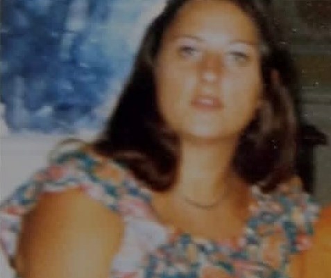 Obituary of Vickie Heartly Houser