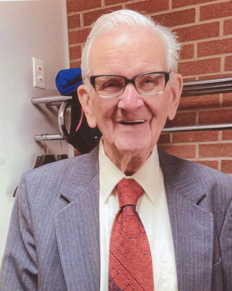Obituary of Lloyd George DeBoer