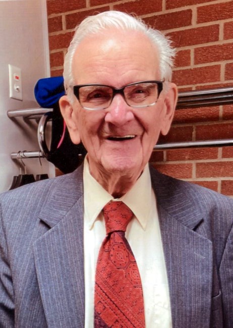 Obituary of Lloyd George DeBoer