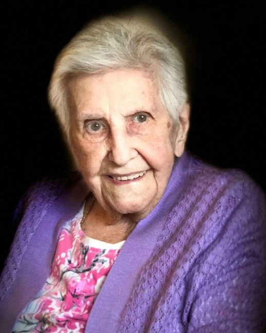 Obituario de Irene Molnar