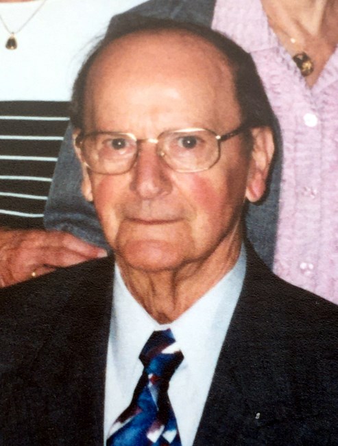 Obituary of René Larivière
