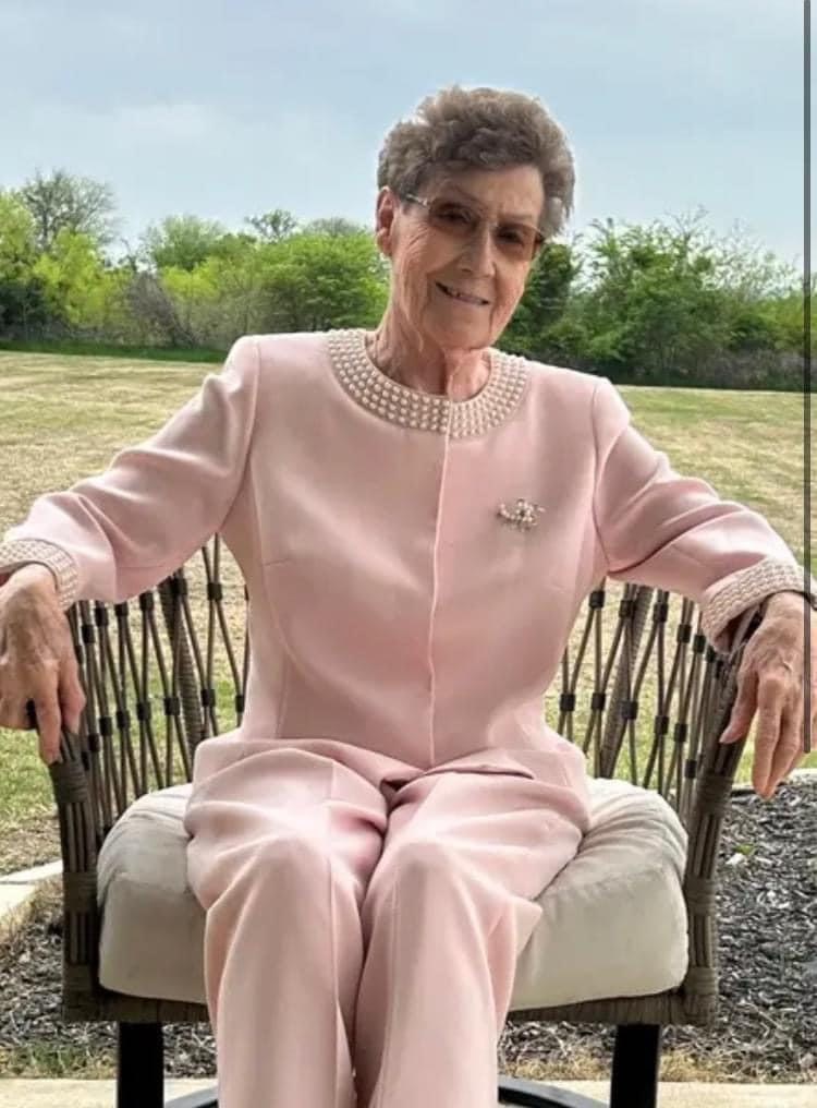 Obituary of Anneliese Busch Ross