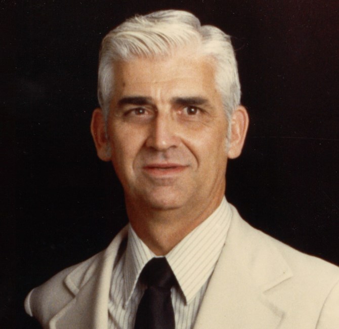 Obituary of Lowell Dale Weiss