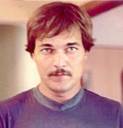 Avis de décès de Michael 
"Mickey"
 Foster