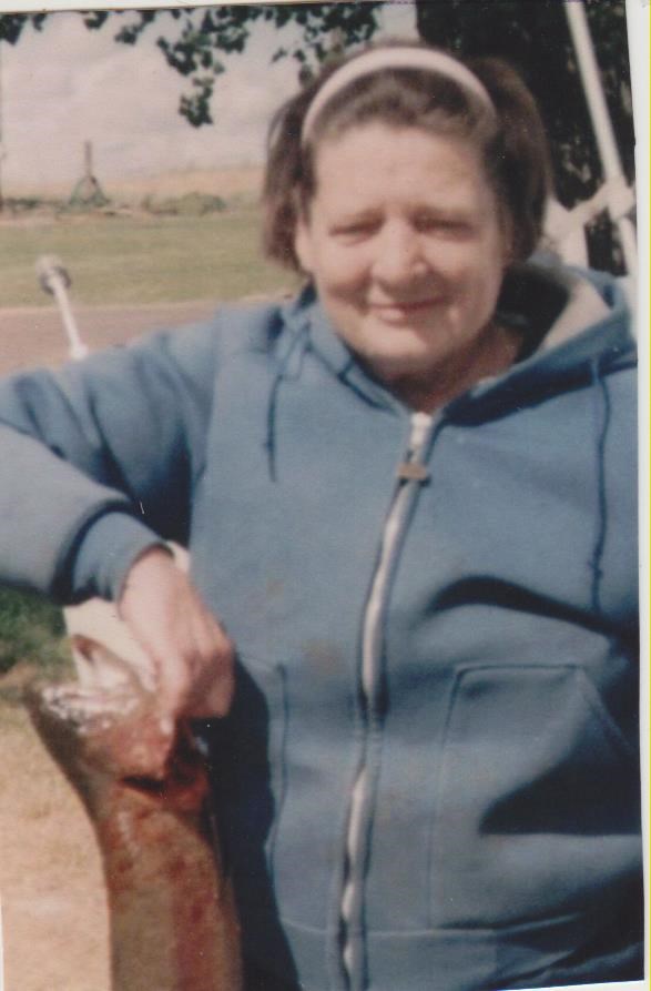 Obituary of Lorraine Elizabeth Rattray