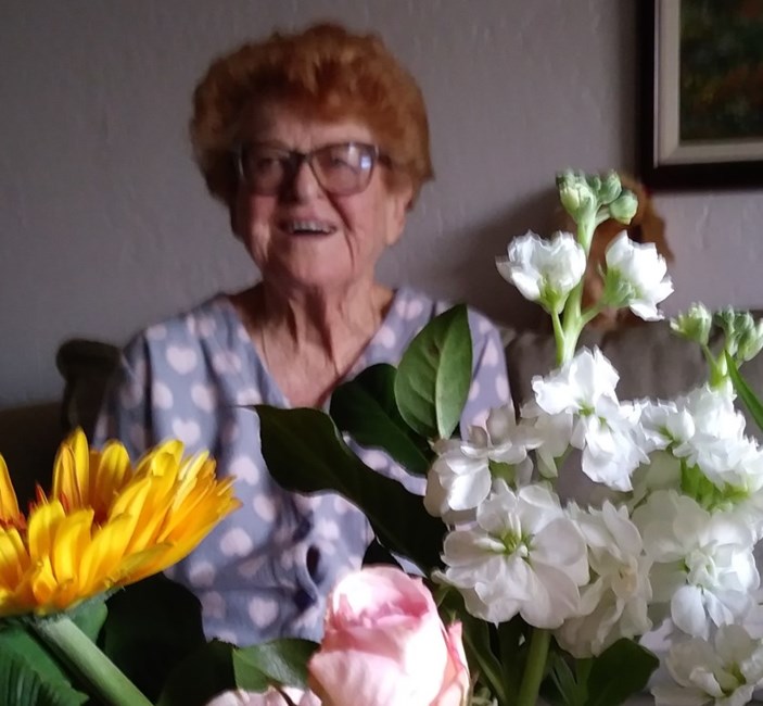 Obituary of Violet Mary Romanazzi