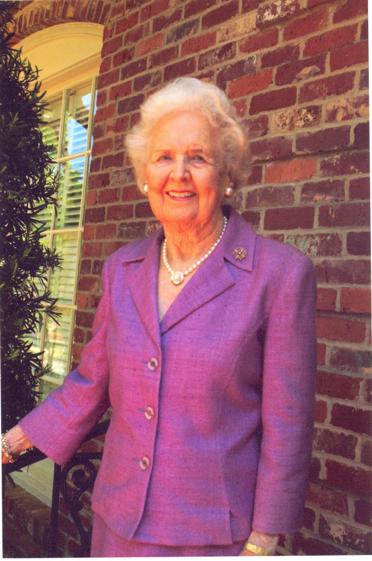 Obituary of Beth Faulkner