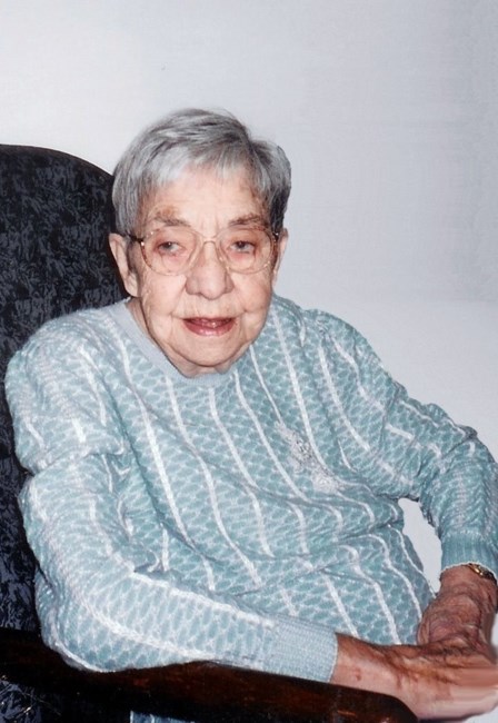Obituario de Alma Anna Schmidt