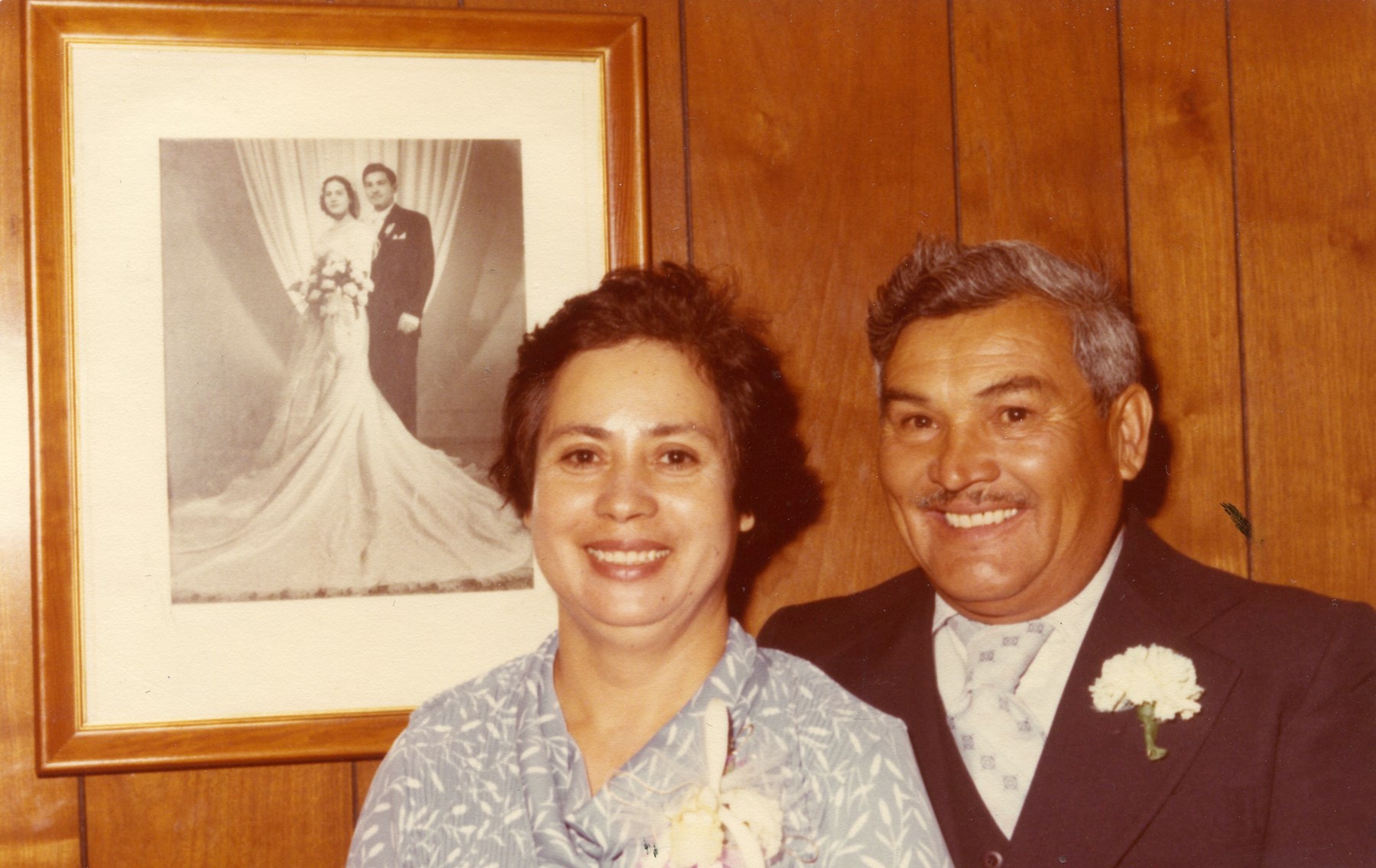 Obituary of Esther V. Gomez