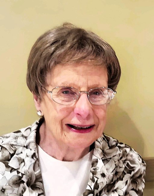 Obituary of Joan Eileen Paus