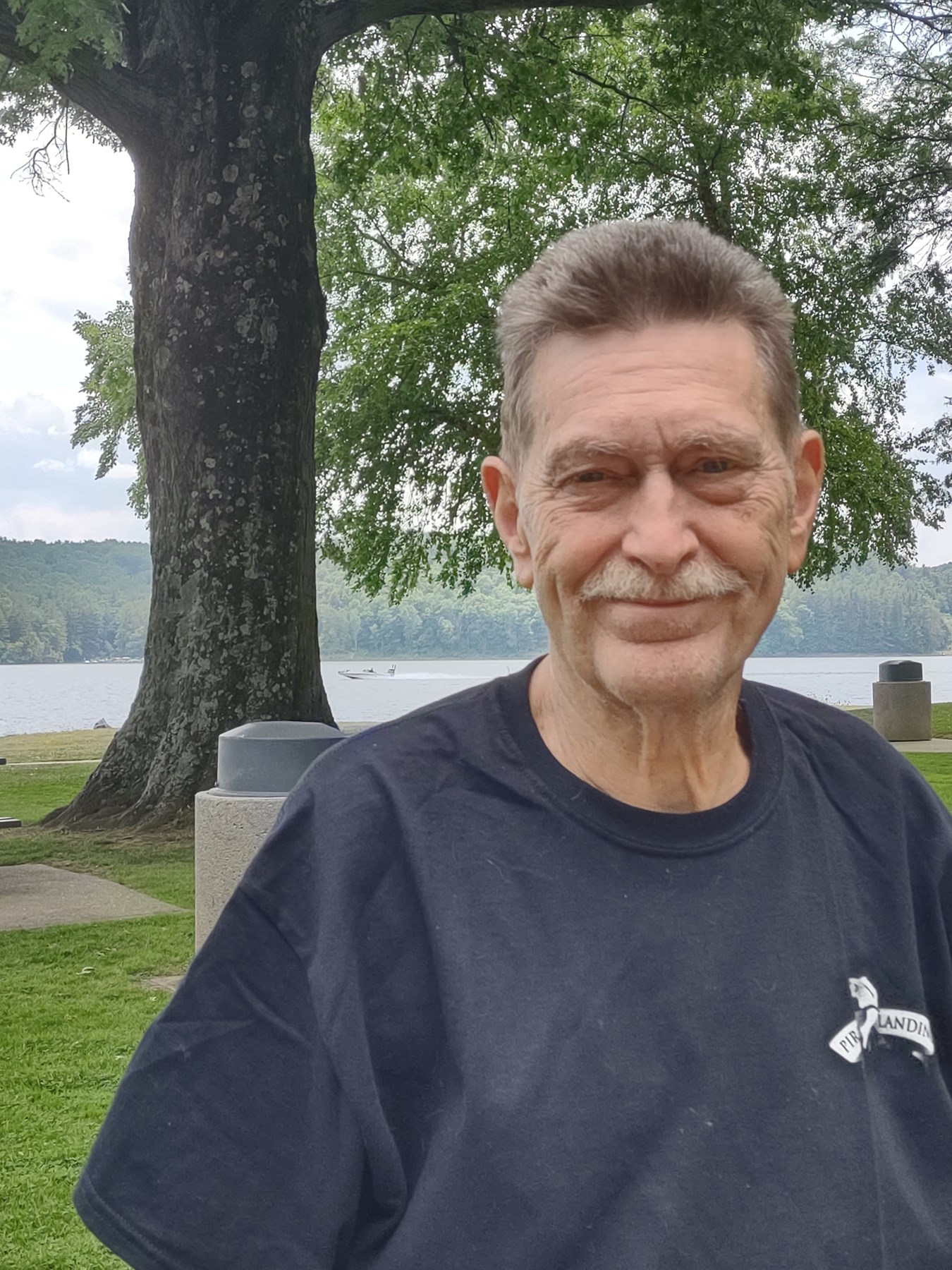 Obituario de Kenneth LeRoy Symensma