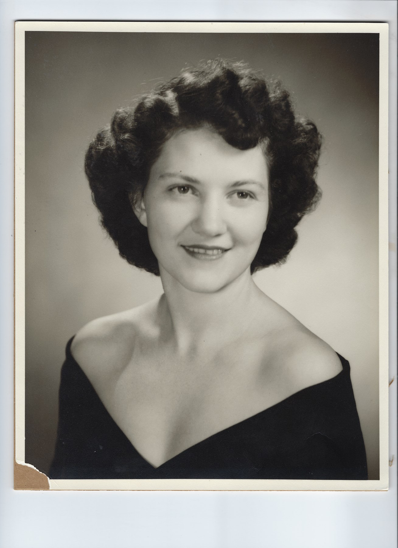 Obituary of Charlotte Frances Montgomery