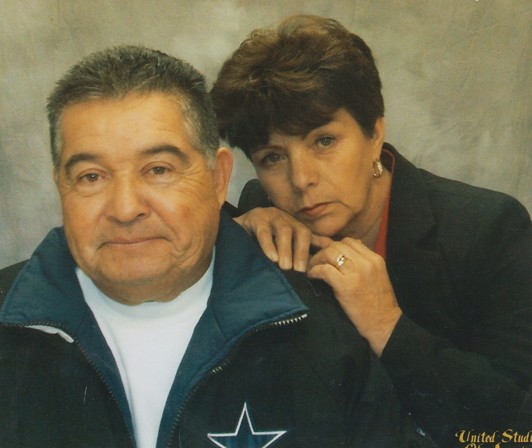 Obituario de Robert Raul Carbajal