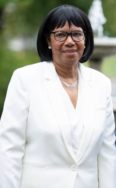 Obituary of Jennifer Elaine Thomas