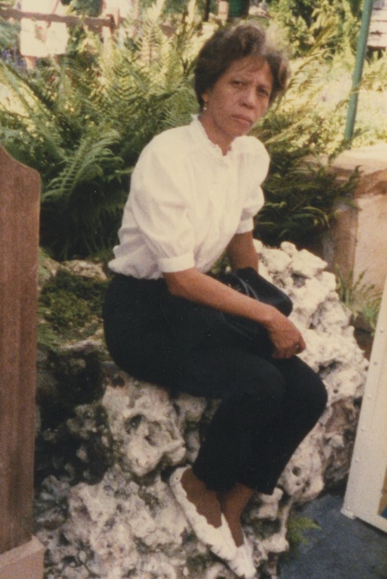 Obituary of Maria Cristina Lee