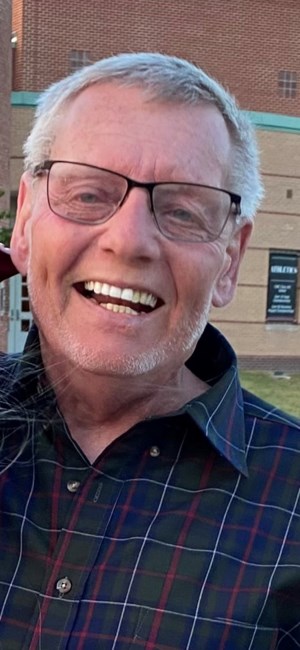 Obituary of Russell Howard Daniels Jr.