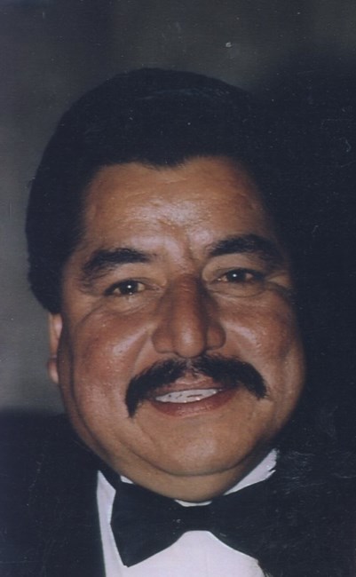 Obituary of Roberto Navarro Garza