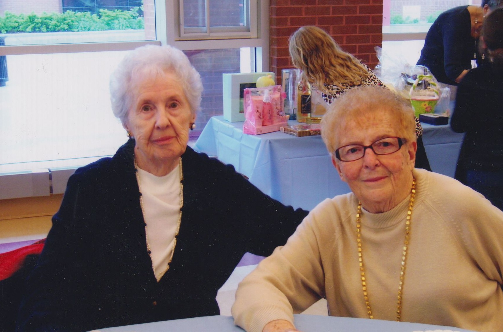 Obituary of Helen L. Fitzgerald